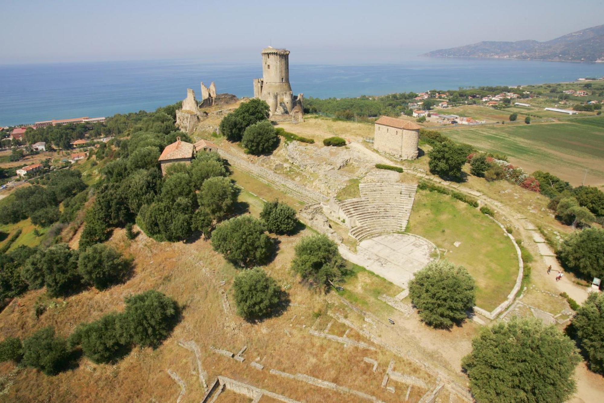 Agriturismo La Petrosa Ceraso ภายนอก รูปภาพ