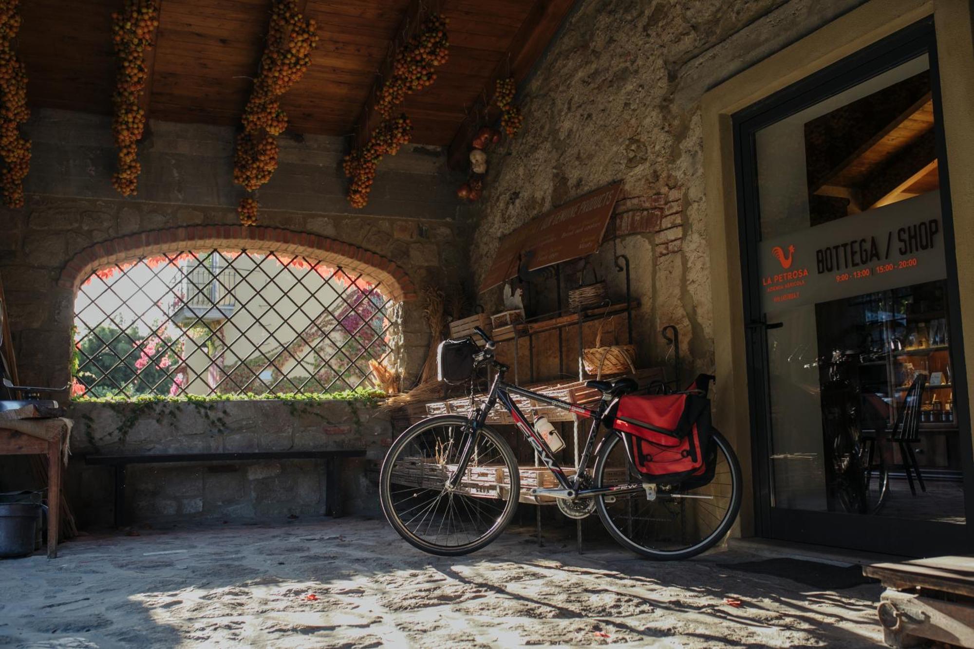 Agriturismo La Petrosa Ceraso ภายนอก รูปภาพ
