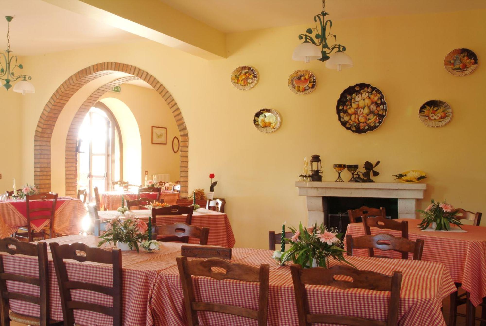 Agriturismo La Petrosa Ceraso ภายนอก รูปภาพ