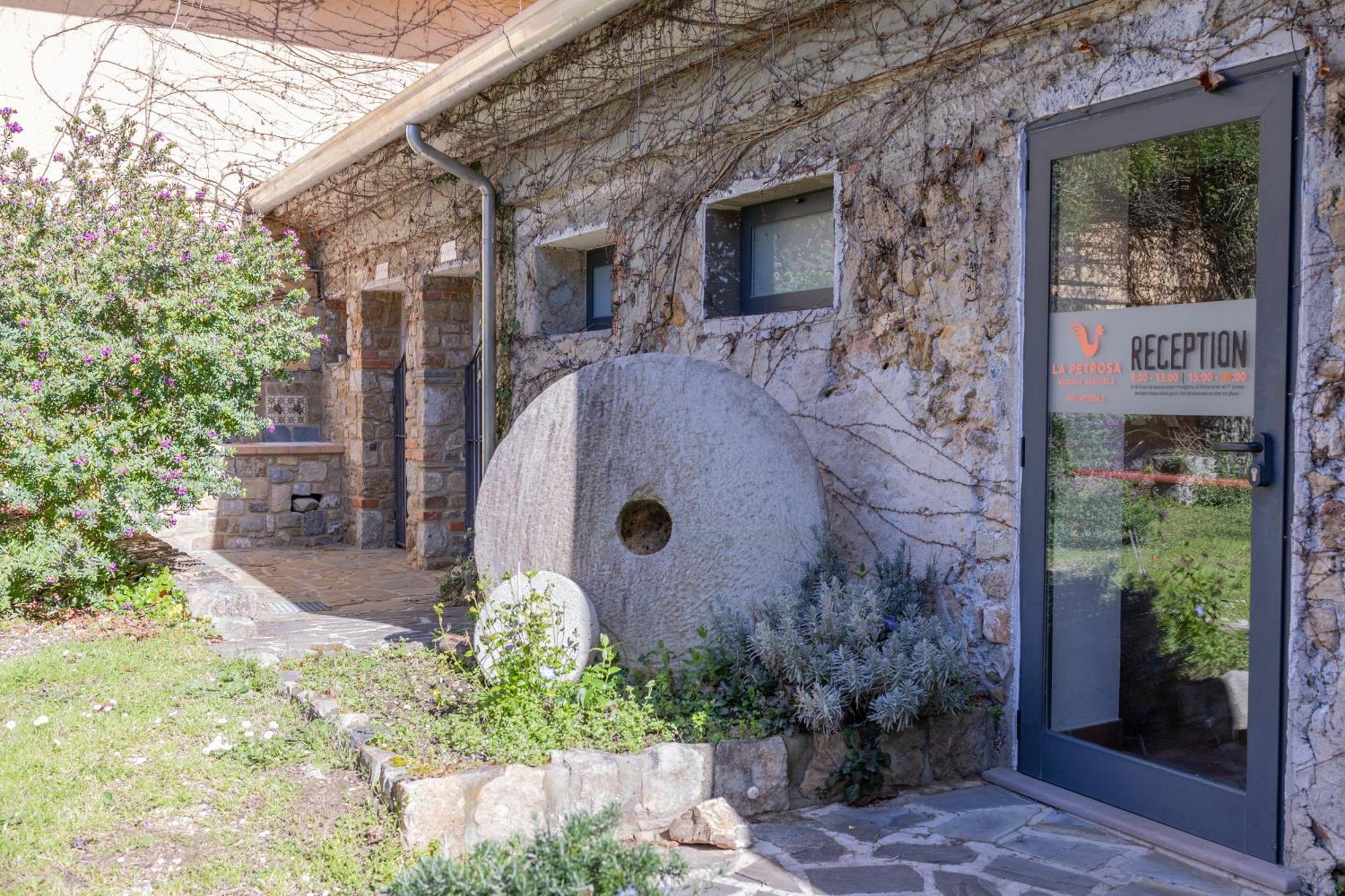 Agriturismo La Petrosa Ceraso ภายนอก รูปภาพ