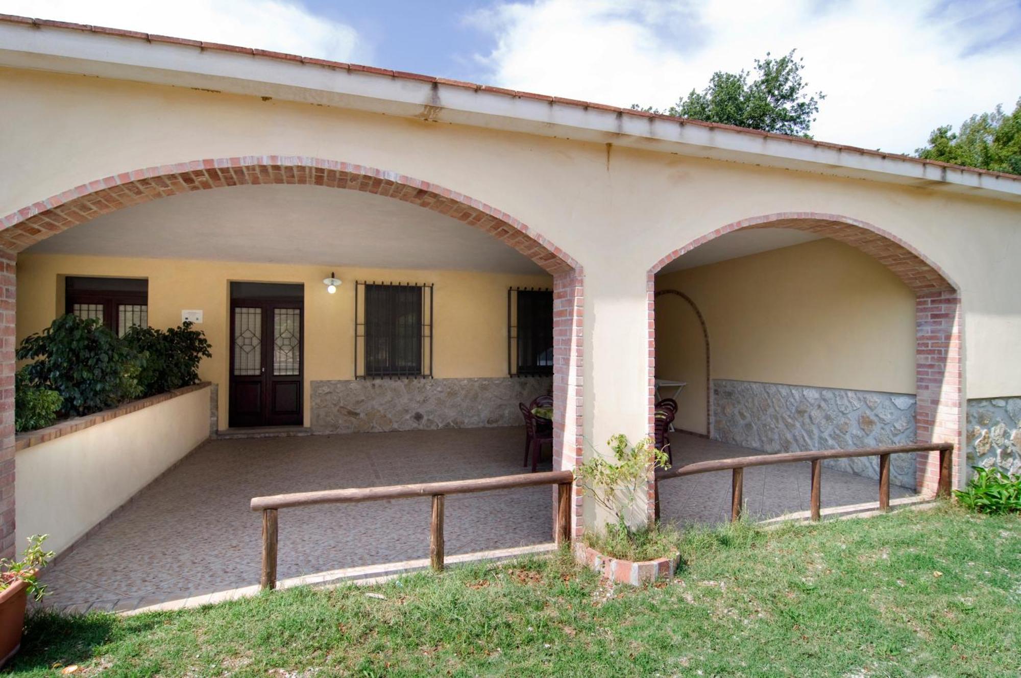 Agriturismo La Petrosa Ceraso ภายนอก รูปภาพ