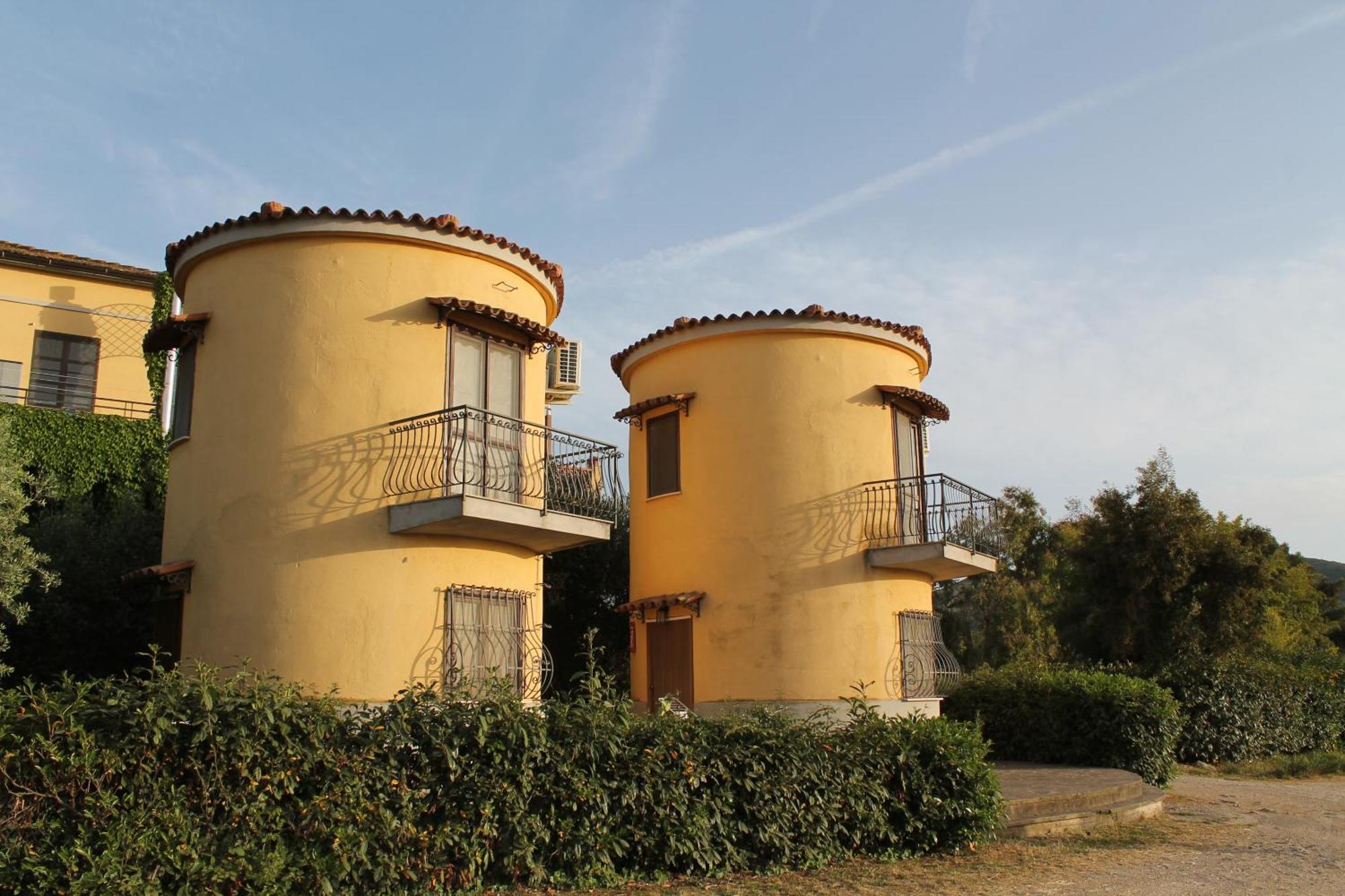 Agriturismo La Petrosa Ceraso ภายนอก รูปภาพ